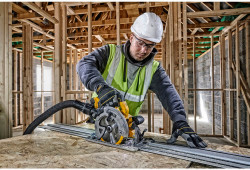 Пилка дискова акумуляторна безщіткова DeWALT DCS572N акція