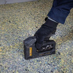 Степлер CARBON FIBRE для скоб типу G 6-14мм, цвяхів типу J 12, 15мм DeWALT DWHT80276-0 в інтернет-магазині