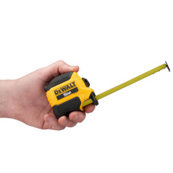 Рулетка измерительная COMPACT, 5 м х 28 мм DeWALT DWHT38114-0 не дорого