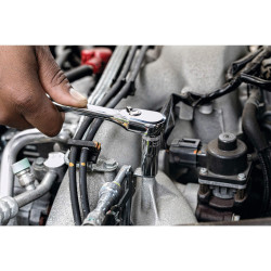 Набор головок, бит, шестигранных и накидных ключей 1/4, 3/8, 1/2, 205 предметов DeWALT DWMT81534-1 не дорого