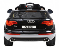 Машина на аккумуляторной батарее AUDI Q7- BLACK фото