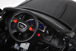 Машина на аккумуляторной батарее AUDI Q7- BLACK акция