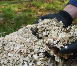 Садовий подрібнювач гілок Hecht 6280 XL акція