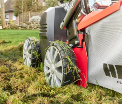 Бензиновый аэратор HECHT 5677 2-in-1 (2 вала в комплекте) - фото №5 Бензиновый аэратор HECHT 5677 2-in-1 (2 вала в комплекте) не дорого