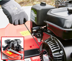 Бензиновый аэратор HECHT 5677 2-in-1 (2 вала в комплекте) - фото №9 Бензиновый аэратор HECHT 5677 2-in-1 (2 вала в комплекте) акция