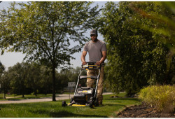 Газонокосилка аккумуляторная бесщёточная DeWALT DCMWP134W2 