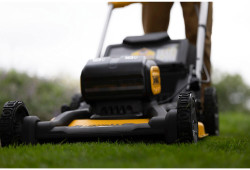 Газонокосарка акумуляторна самохідна безщіткова DeWALT DCMWSP156N 