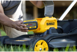 Газонокосарка акумуляторна самохідна безщіткова DeWALT DCMWSP550N замовити