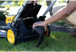 Газонокосарка акумуляторна самохідна безщіткова DeWALT DCMWSP550N в інтернет-магазині