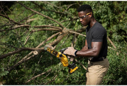 Мини-пила цепная аккумуляторная безщёточная DeWALT DCMPS520P1 фото