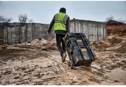 Комплект ящиків TOUGHSYSTEM 2.0 DeWALT DWST83402-1 в Україні