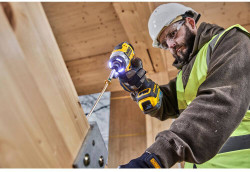 Шуруповёрт ударный аккумуляторный бесщёточный DeWALT DCF860E2T 