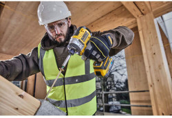 Шурупокрут ударний акумуляторний безщітковий DeWALT DCF860NT замовити