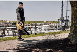 Воздуходувка аккумуляторная бесщёточная DeWALT DCMBL777N фото