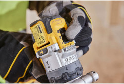 Дрель-шуруповерт аккумуляторная бесщеточная ударная DeWALT DCD1007NT не дорого