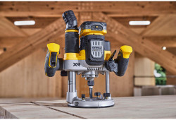 Фрезер акумуляторний безщітковий DeWALT DCW620H2 