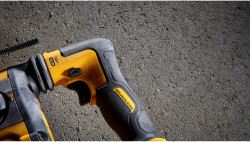 Перфоратор акумуляторний безщітковий SDS-Plus DeWALT DCH416NT замовити