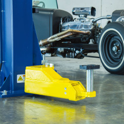 Підйомник автомобільний GTM 5т/380В/верхня синхронізація/мех.замки 