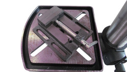 Верстат свердлильний VLK-20T3 380В, 750Вт патрон 16мм, право/ліво, низький в інтернет-магазині