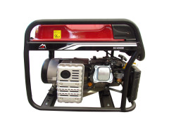 Генераторна установка SC4000E-II 1ф 3,2кВт, ел.старт, бак-15л в Украине