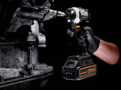 Шурупокрут ударний McLaren F1 TEAM LIMITED EDITION DeWALT DCF85MM2T не дорого