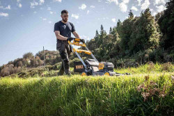 Газонокосарка акумуляторна самохідна безщіткова DeWALT DCMWSP660N в інтернет-магазині