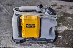 Резервуар для подачи воды DeWALT DCE6820N заказать