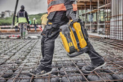 Аккумуляторная батарея POWERSHIFT DeWALT DCBPS0554 фото