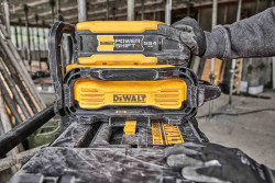 Аккумуляторная батарея POWERSHIFT DeWALT DCBPS0554 в интернет-магазине