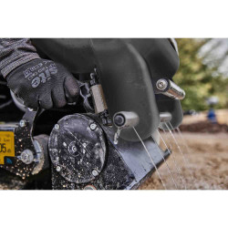 Виброплита прямоходная аккумуляторная POWERSHIFT DeWALT DCPS7154N в Украине