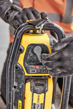 Вібратор-силовий модуль глибинний акумуляторний POWERSHIFT DeWALT DCPS320N фото