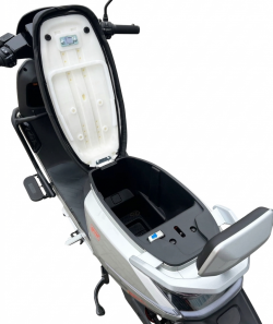 Електроскутер GTM N-MAX 2500 2500W 72V 20Ah 