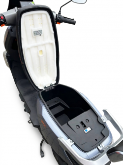 Електроскутер GTM C-EV 1200 1200W 72V 20Ah 