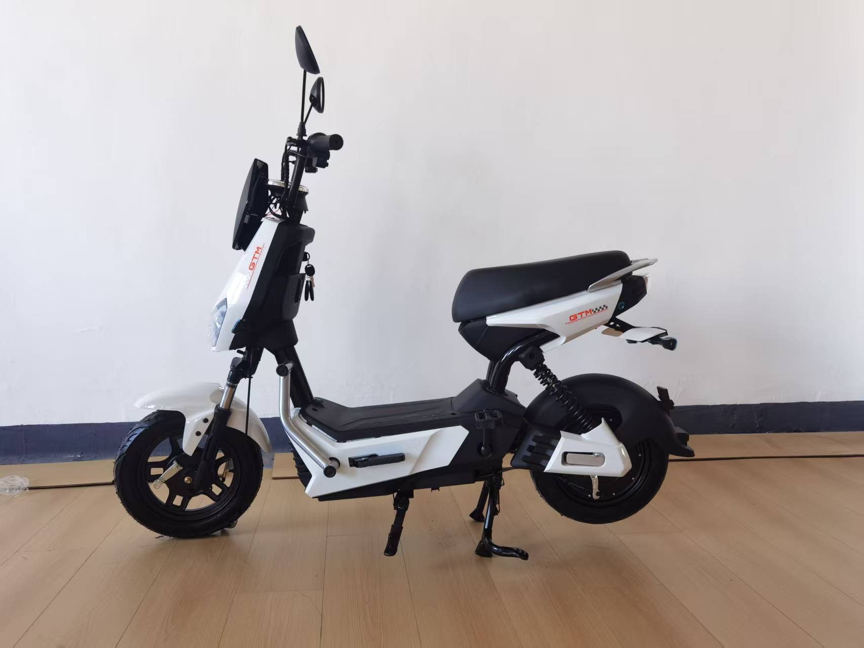 Электроскутер GTM R-800-S 800W 60V 20Ah