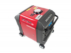 Бензиновий інверторний генератор мініелектростанція Honda (Хонда) EU30IS купити