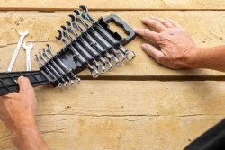 Набір із 12 комбінованих ключів STANLEY STMT82843-0 