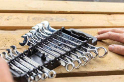 Набір із 12 комбінованих ключів STANLEY STMT82843-0 