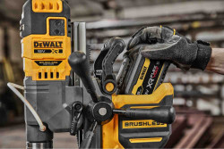Верстат свердлильний акумуляторний безщітковий магнітний DeWALT DCD1623N знижки