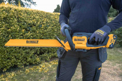 Кусторез аккумуляторный DeWALT DCMHT562P1 в Украине