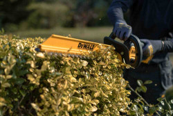 Кусторез аккумуляторный DeWALT DCMHT562P1 не дорого