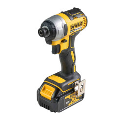Набор из четырёх инструментов бесщеточных DeWALT DCK440P2T цена