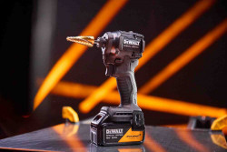 Шурупокрут ударний McLaren F1 TEAM SPECIAL EDITION DeWALT DCF86MP2T в інтернет-магазині