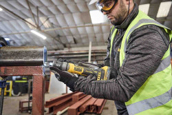 Прямошлифовальна машина акумуляторна безщіткова DeWALT DCG420N в інтернет-магазині