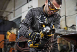 Шліфмашина кутова - болгарка акумуляторна безщіткова DeWALT DCG404N не дорого