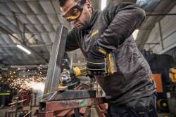 Шліфмашина кутова - болгарка акумуляторна безщіткова DeWALT DCG404S2T Arsenal Grand