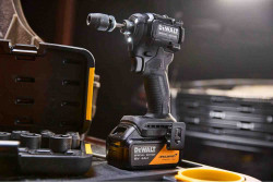 Шуруповёрт ударный McLaren F1 TEAM SPECIAL EDITION DeWALT DCF86MM1T заказать
