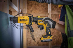 Шуруповерт аккумуляторный бесщёточный DeWALT DCF620E1K не дорого